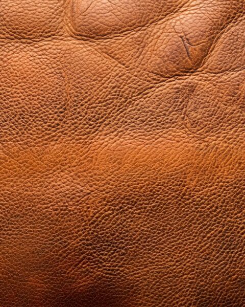 Leather Types Explained: Full-Grain, Top-Grain, Bonded & Vegetable-Tanned